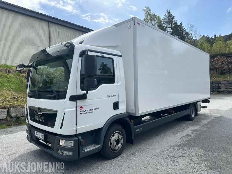 2020 MAN TGL 8.220 4x2 BL - Skapbil - Camion fourgon: photos 1 2020 MAN TGL 8.220 4x2 BL - Skapbil - Camion fourgon: photos 1