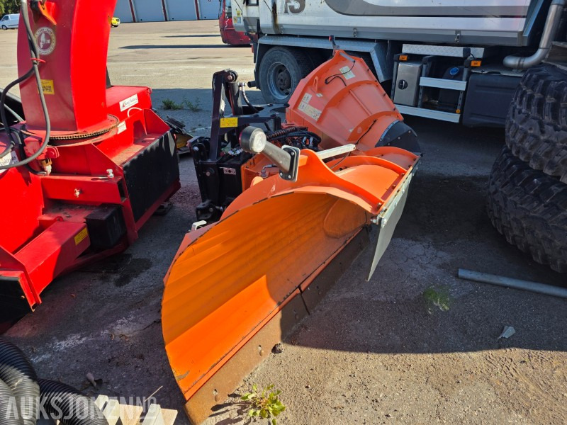 2020 Pronar PUV-3600HD snøplog + slitestål - Matériel de chantier: photos 2 2020 Pronar PUV-3600HD snøplog + slitestål - Matériel de chantier: photos 2