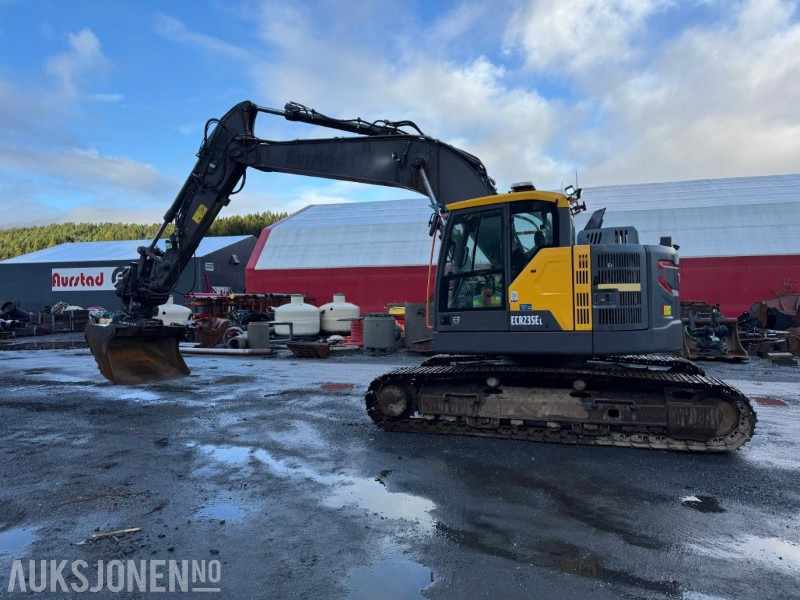 2020 Volvo ECR 235EL Gravemaskin - S70 feste - Pusskuffe - Sentralsmøring - bunkringspumpe - Steelwrist tiltrotator - Pusskuffe - Sertifisert - Pelle: photos 1 2020 Volvo ECR 235EL Gravemaskin - S70 feste - Pusskuffe - Sentralsmøring - bunkringspumpe - Steelwrist tiltrotator - Pusskuffe - Sertifisert - Pelle: photos 1