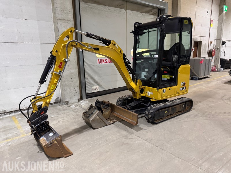 2022 Cat 301.8 minigraver med 3 skuffer - Mini pelle: photos 2 2022 Cat 301.8 minigraver med 3 skuffer - Mini pelle: photos 2