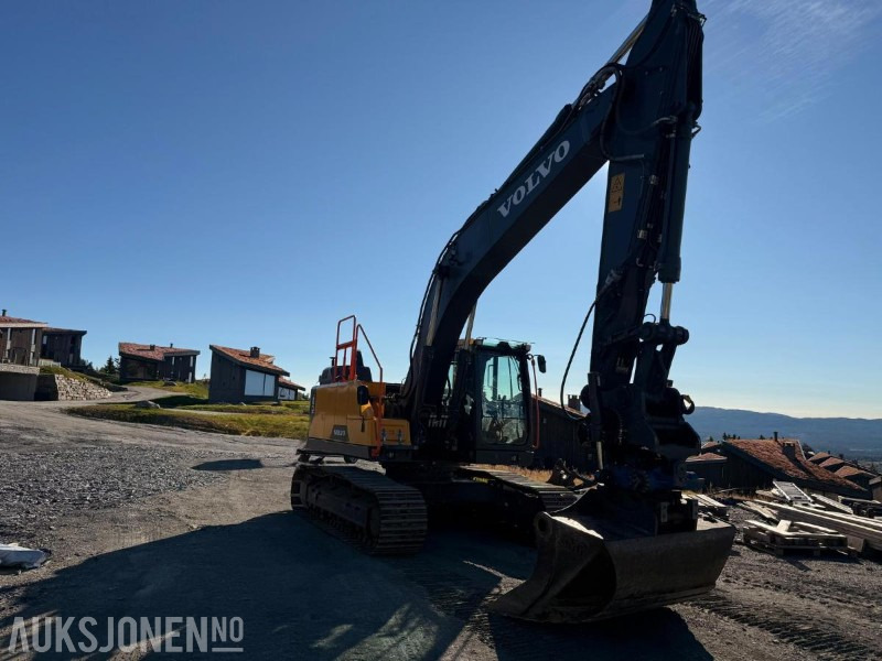 2022 Volvo EC220EL BELTEGRAVER ROTOTILT SERVICEHISTORIKK - Pelle: photos 4 2022 Volvo EC220EL BELTEGRAVER ROTOTILT SERVICEHISTORIKK - Pelle: photos 4