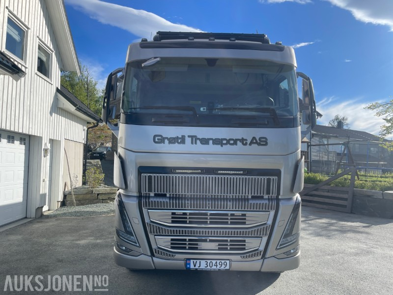 2022 Volvo FH16 750 8x4 Tridem – Gullavtale, Én Eier, EU-godkjent til 15.05.2026 - Camion benne: photos 2 2022 Volvo FH16 750 8x4 Tridem – Gullavtale, Én Eier, EU-godkjent til 15.05.2026 - Camion benne: photos 2