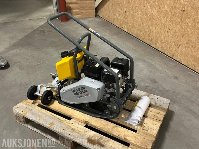 2022 Wacker vibroplate BPS1030Aw 56kg - ikke brukt! - Compacteur: photos 4 2022 Wacker vibroplate BPS1030Aw 56kg - ikke brukt! - Compacteur: photos 4