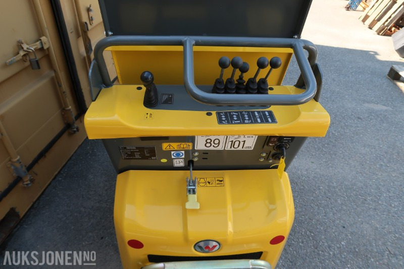2023 Wacker Neuson DT05 beltedumper med selvlaster - kun 3 timer - Tombereau: photos 5 2023 Wacker Neuson DT05 beltedumper med selvlaster - kun 3 timer - Tombereau: photos 5