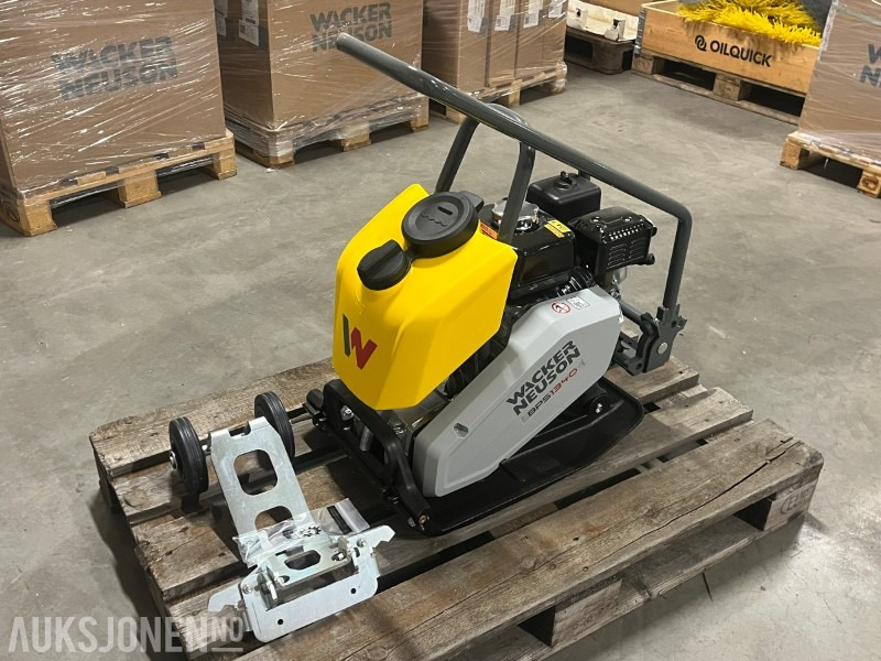 Matériel de chantier 2023 Wacker Neuson Vibroplate BPS1340Aw 75kg: photos 1