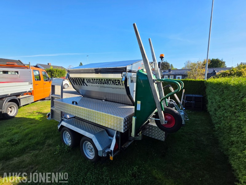 2024 Brian James Trailers A-Type asfalthenger med 2021 Svepac F 90A vibroplate 2.9kW, 2022 Honda EU22i strømaggregat og utstyr - Matériel de chantier: photos 3 2024 Brian James Trailers A-Type asfalthenger med 2021 Svepac F 90A vibroplate 2.9kW, 2022 Honda EU22i strømaggregat og utstyr - Matériel de chantier: photos 3