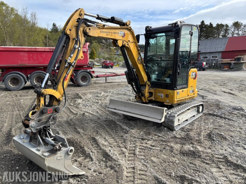 2024 Cat 302.7 CR Belte Minigraver med sentralsmøring og 3skuffer - Mini pelle: photos 2 2024 Cat 302.7 CR Belte Minigraver med sentralsmøring og 3skuffer - Mini pelle: photos 2