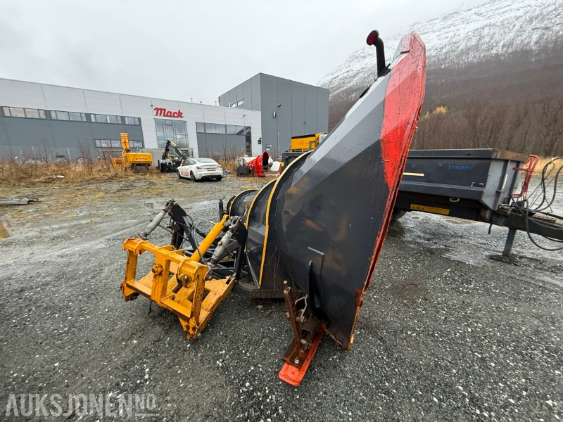 1990 Tellefsdal 3600U Diagonalplog - Accessoire pour Engins de chantier: photos 3 1990 Tellefsdal 3600U Diagonalplog - Accessoire pour Engins de chantier: photos 3