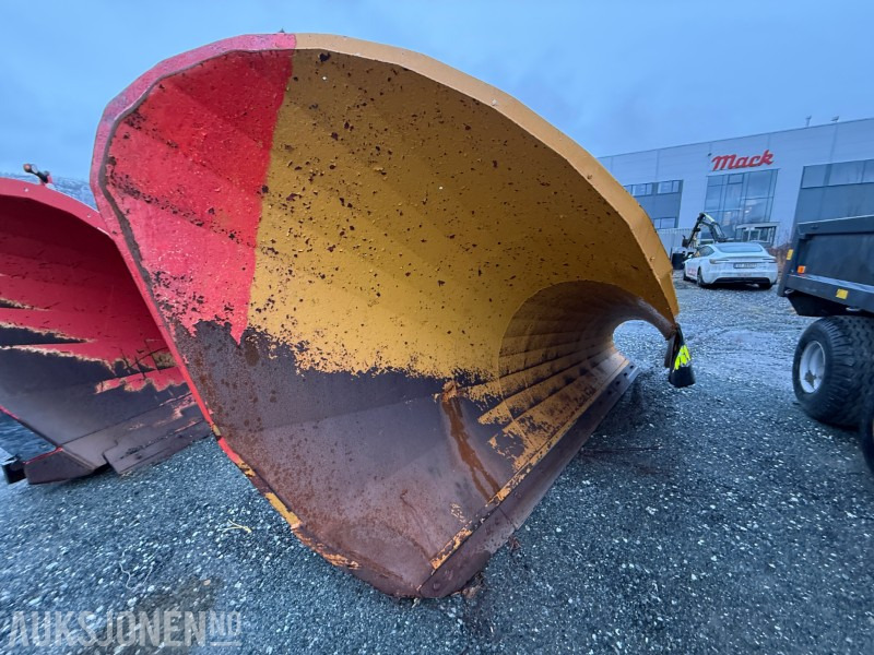 1990 Tellefsdal 3600U Diagonalplog - Accessoire pour Engins de chantier: photos 5 1990 Tellefsdal 3600U Diagonalplog - Accessoire pour Engins de chantier: photos 5