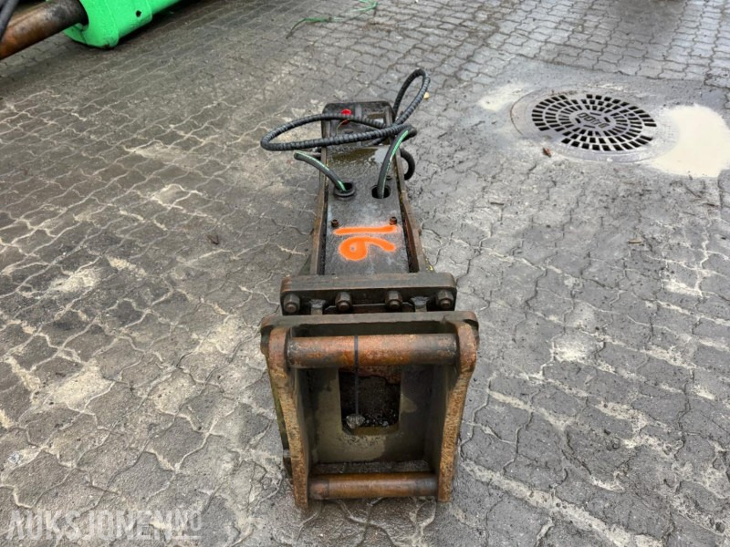 2012 Giant pigghammer med S50 feste - Accessoire pour Engins de chantier: photos 5 2012 Giant pigghammer med S50 feste - Accessoire pour Engins de chantier: photos 5