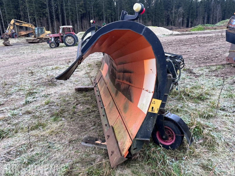 2012 TELLEFSDAL K-70 3400 P SNØPLOG - Accessoire pour Engins de chantier: photos 3 2012 TELLEFSDAL K-70 3400 P SNØPLOG - Accessoire pour Engins de chantier: photos 3