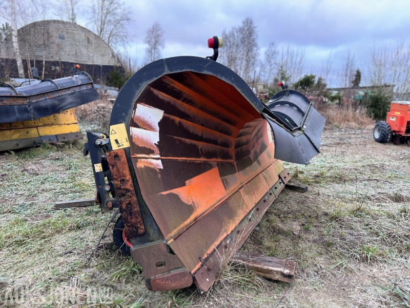 2012 TELLEFSDAL K-70 3400 P SNØPLOG - Accessoire pour Engins de chantier: photos 2 2012 TELLEFSDAL K-70 3400 P SNØPLOG - Accessoire pour Engins de chantier: photos 2