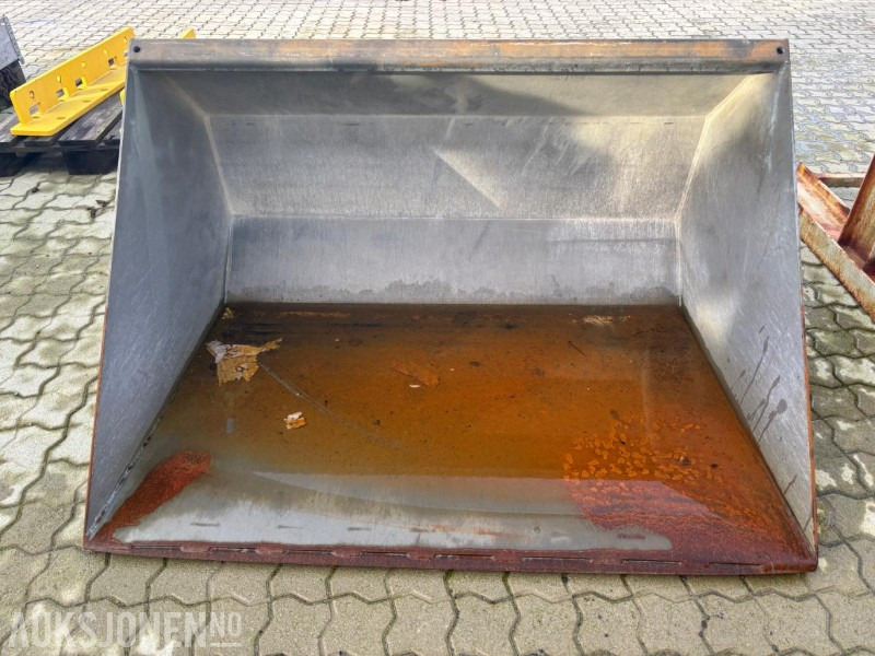 2012 WHEEL & FORKS GALVANISERT HYDRAULISK SKUFFE TIL TRUCK / HJULLASTER MED GAFFLER - Accessoire pour Engins de chantier: photos 5 2012 WHEEL & FORKS GALVANISERT HYDRAULISK SKUFFE TIL TRUCK / HJULLASTER MED GAFFLER - Accessoire pour Engins de chantier: photos 5