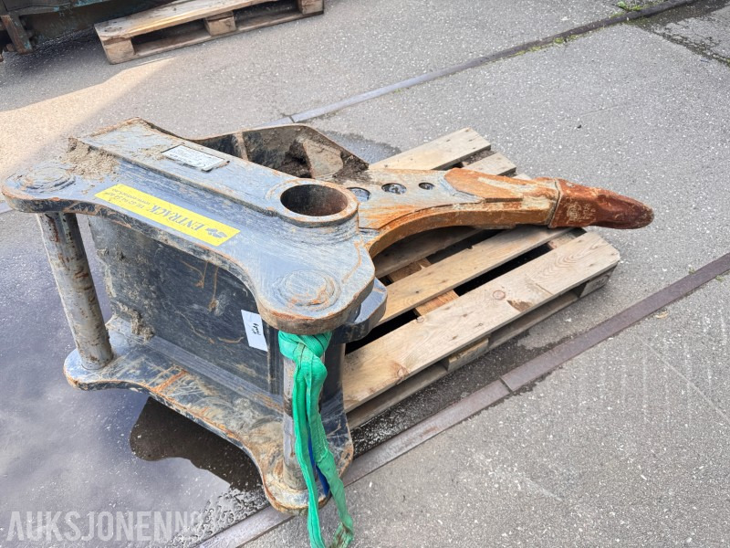 2024 SE equipment Ripper 4,5'' - S70 - Nesten ubrukt! - Accessoire pour Engins de chantier: photos 4 2024 SE equipment Ripper 4,5'' - S70 - Nesten ubrukt! - Accessoire pour Engins de chantier: photos 4
