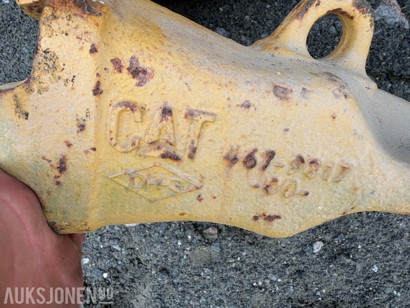 Cat graveskuffetenner til gravemaskin og/eller hjullaster - Accessoire pour Engins de chantier: photos 2 Cat graveskuffetenner til gravemaskin og/eller hjullaster - Accessoire pour Engins de chantier: photos 2