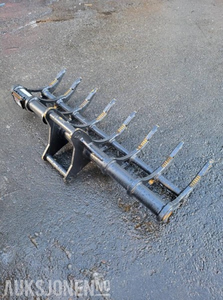 HARDLIFE 2.5-3 TONN ROT RAKE S40 - 1300MM - Accessoire pour Engins de chantier: photos 4 HARDLIFE 2.5-3 TONN ROT RAKE S40 - 1300MM - Accessoire pour Engins de chantier: photos 4