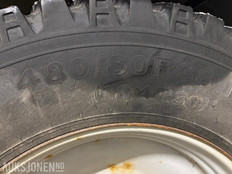 Alliance seipet med pigg - traktordekk på felg - Tracteur agricole: photos 4 Alliance seipet med pigg - traktordekk på felg - Tracteur agricole: photos 4