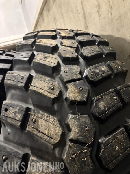 Alliance seipet med pigg - traktordekk på felg - Tracteur agricole: photos 2 Alliance seipet med pigg - traktordekk på felg - Tracteur agricole: photos 2