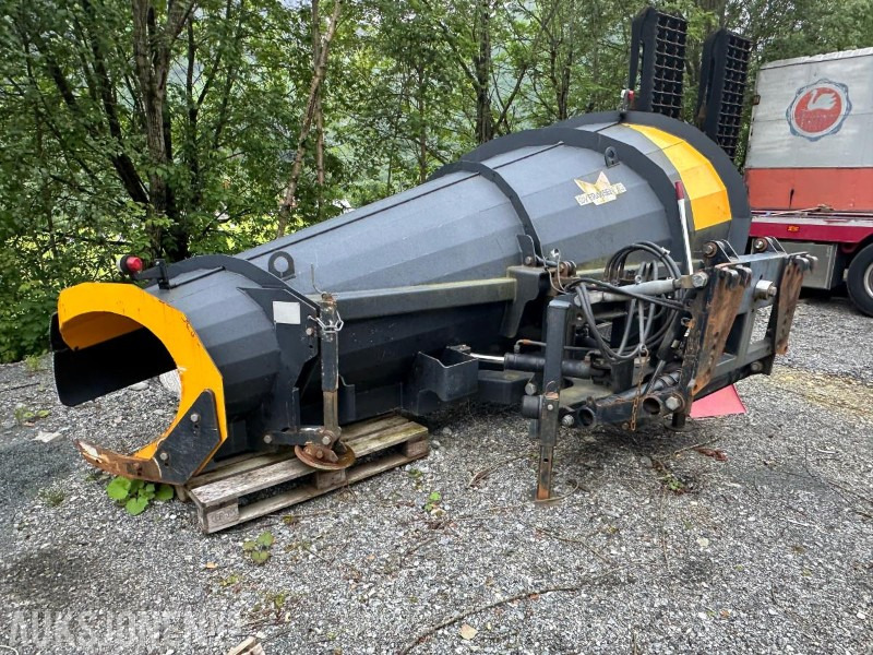 2015 Øveraasen Diagonalplog DHS-285 med paralellogram, hydraulisk løft og sving - Camion: photos 1 2015 Øveraasen Diagonalplog DHS-285 med paralellogram, hydraulisk løft og sving - Camion: photos 1