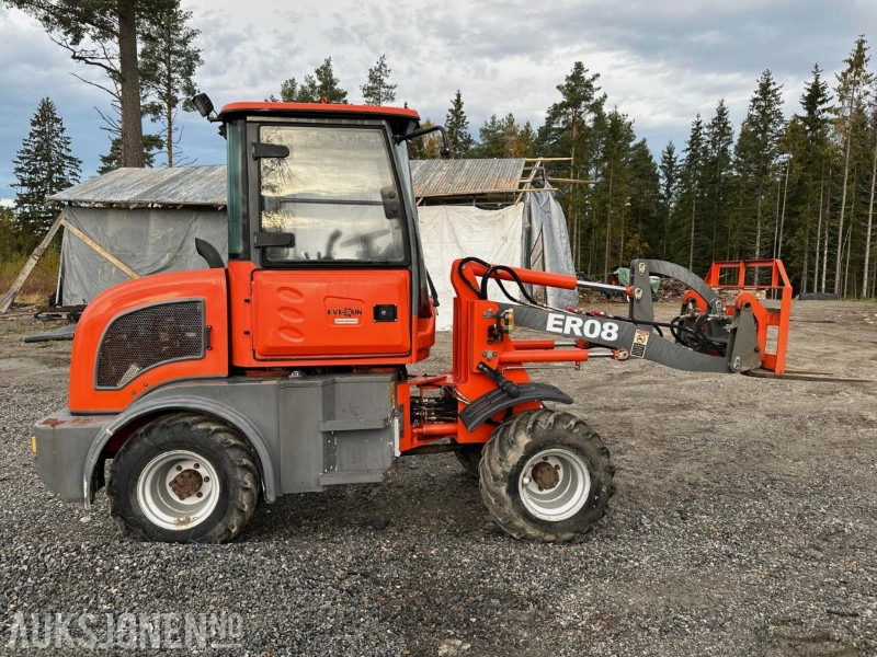 Everun ER08 Hjullaster – 4x4 – 2019-modell –Brøyteskjær – Pallegaffel – Kun 325 timer! - Chargeuse sur pneus: photos 4 Everun ER08 Hjullaster – 4x4 – 2019-modell –Brøyteskjær – Pallegaffel – Kun 325 timer! - Chargeuse sur pneus: photos 4