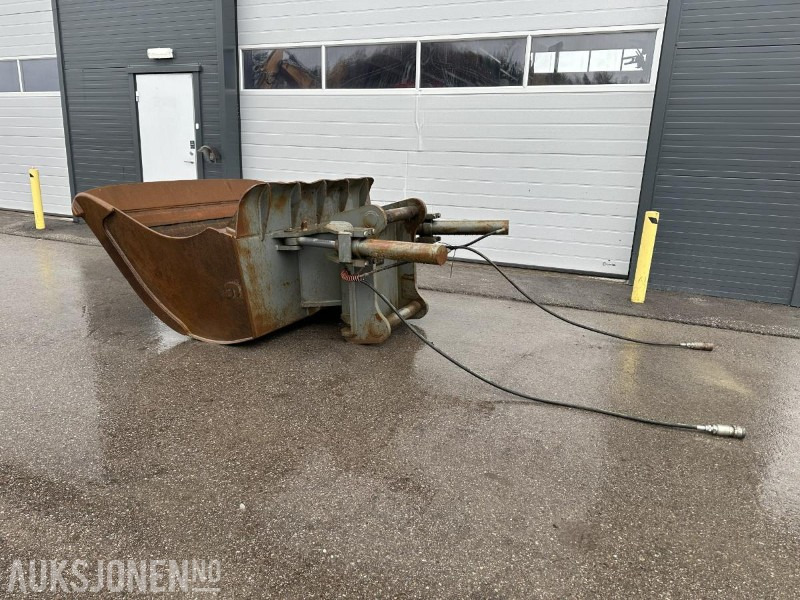 Götene Hydraulisk Pusskuff 2100L G90 - Matériel de chantier: photos 1 Götene Hydraulisk Pusskuff 2100L G90 - Matériel de chantier: photos 1