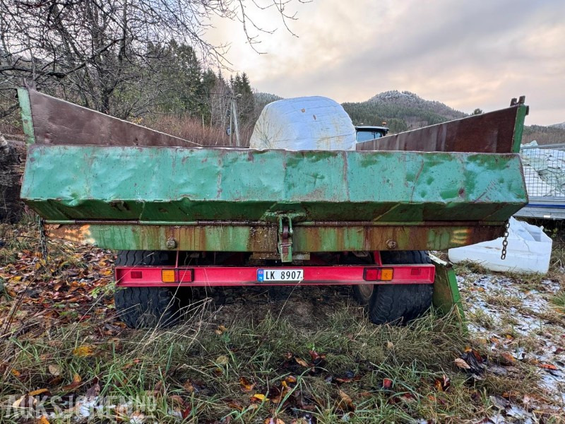 1997 Agromet - T041/K Traktorhenger / Dumperhenger - Nyttelast 9650 kg - Hydraulisk brems - Machine agricole: photos 5 1997 Agromet - T041/K Traktorhenger / Dumperhenger - Nyttelast 9650 kg - Hydraulisk brems - Machine agricole: photos 5
