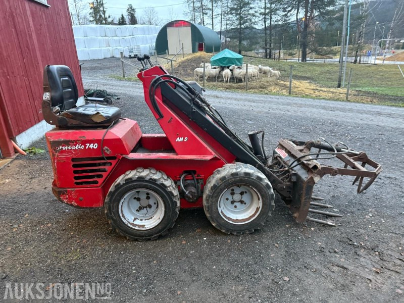 1999 Agromatic 740 Minilaster m/Silograbb/krokodille - Machine agricole: photos 4 1999 Agromatic 740 Minilaster m/Silograbb/krokodille - Machine agricole: photos 4