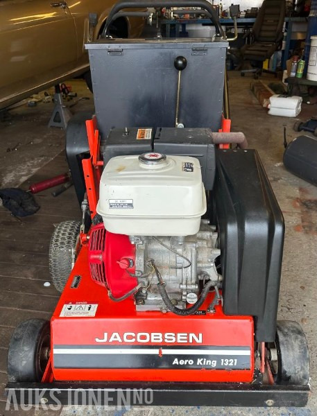1999 Jacobsen Aero King 1321 såmaskin - kun 209 driftstimer - Machine agricole: photos 2 1999 Jacobsen Aero King 1321 såmaskin - kun 209 driftstimer - Machine agricole: photos 2