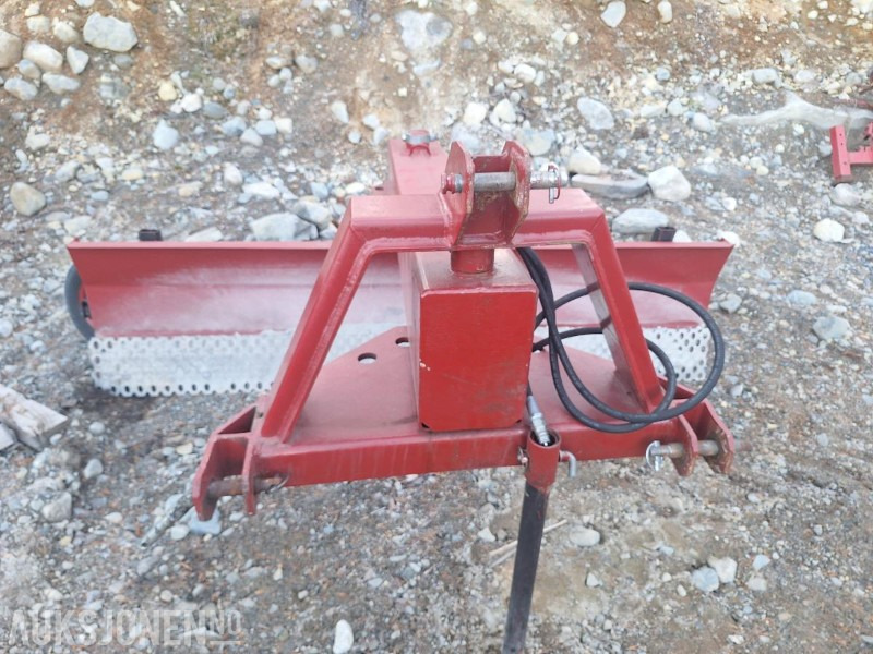 2000 Sami Traktor skrape 275cm bredde - Nytt slitestål - Hydraulisk sving - Machine agricole: photos 2 2000 Sami Traktor skrape 275cm bredde - Nytt slitestål - Hydraulisk sving - Machine agricole: photos 2