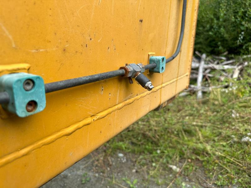 2000 Stark KH1600 feiekost med oppsamler og vanntank - Machine agricole: photos 4 2000 Stark KH1600 feiekost med oppsamler og vanntank - Machine agricole: photos 4