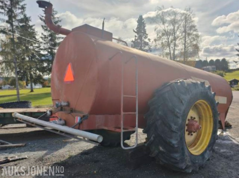 2005 Rekord Vanningsvogn 10 000 liter – Klar for flere formål - Machine agricole: photos 3 2005 Rekord Vanningsvogn 10 000 liter – Klar for flere formål - Machine agricole: photos 3