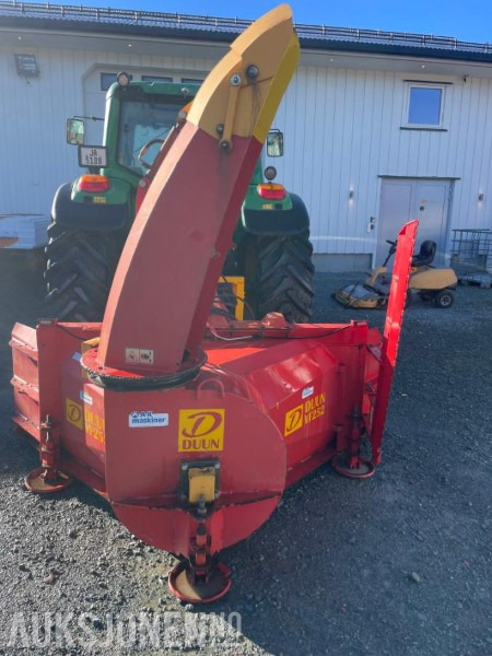 2008 Duun Vf 252 snøfres - Machine agricole: photos 4 2008 Duun Vf 252 snøfres - Machine agricole: photos 4
