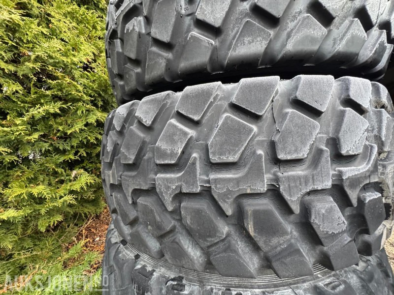 2012 Agri Transport 500/70 R22.5 – 3 stk brukte dekk på felg - Machine agricole: photos 1 2012 Agri Transport 500/70 R22.5 – 3 stk brukte dekk på felg - Machine agricole: photos 1