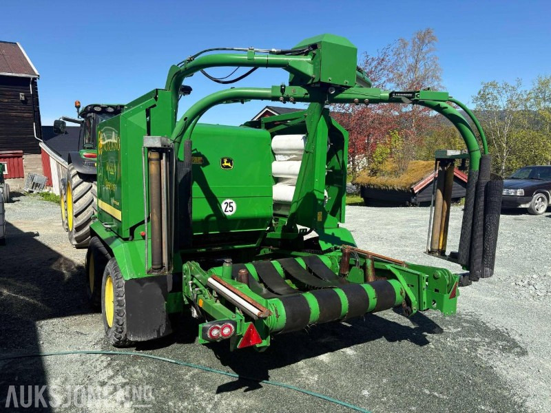 2012 Rundballepresse - John Deere 744 - Machine agricole: photos 3 2012 Rundballepresse - John Deere 744 - Machine agricole: photos 3