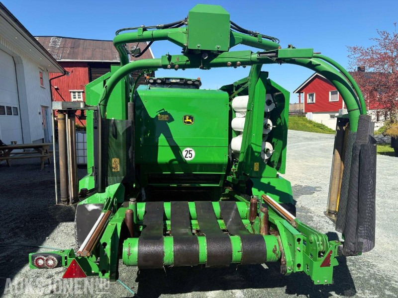 2012 Rundballepresse - John Deere 744 - Machine agricole: photos 2 2012 Rundballepresse - John Deere 744 - Machine agricole: photos 2