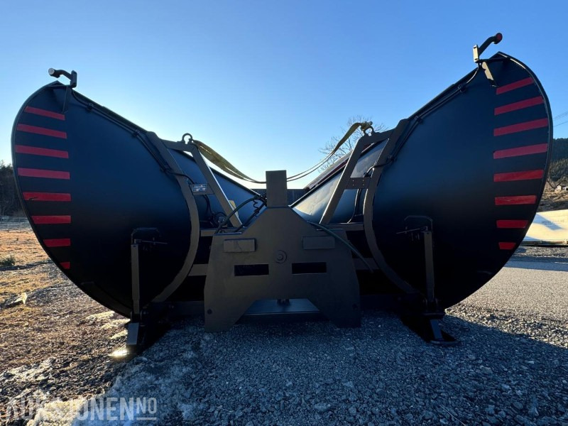 2015 Steinsland SP 2700 - Spissplog med paralellogram - Feste for brøyteplate - Nymalt - Machine agricole: photos 5 2015 Steinsland SP 2700 - Spissplog med paralellogram - Feste for brøyteplate - Nymalt - Machine agricole: photos 5