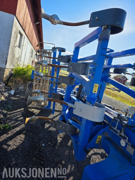 Machine agricole 2019 New Holland grubber STX V 400T: photos 11 Machine agricole 2019 New Holland grubber STX V 400T: photos 11