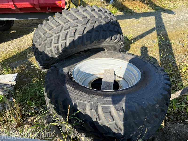 2021 Nokian TRI 2 Piggdekk 540/65R30 - Machine agricole: photos 4 2021 Nokian TRI 2 Piggdekk 540/65R30 - Machine agricole: photos 4