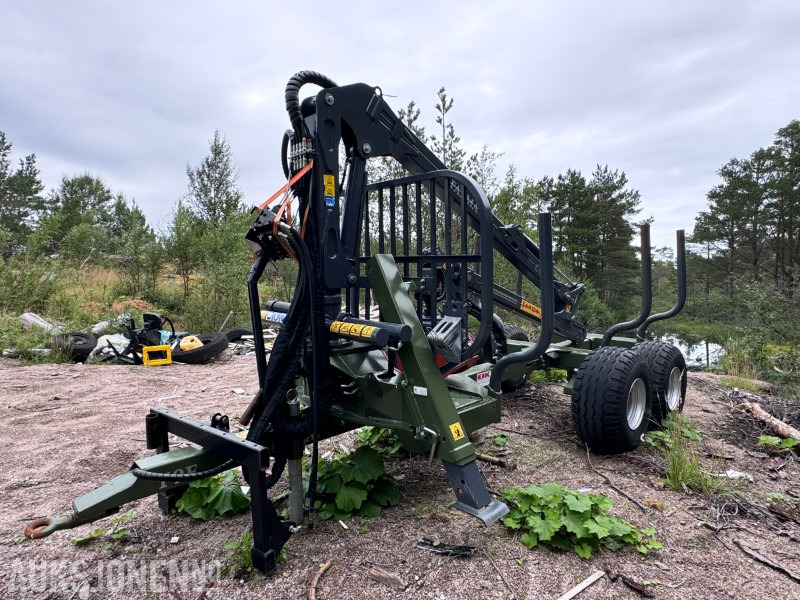 2023 Farma Tømmerhenger T9F med kran og tømmerklype - Machine agricole: photos 4 2023 Farma Tømmerhenger T9F med kran og tømmerklype - Machine agricole: photos 4