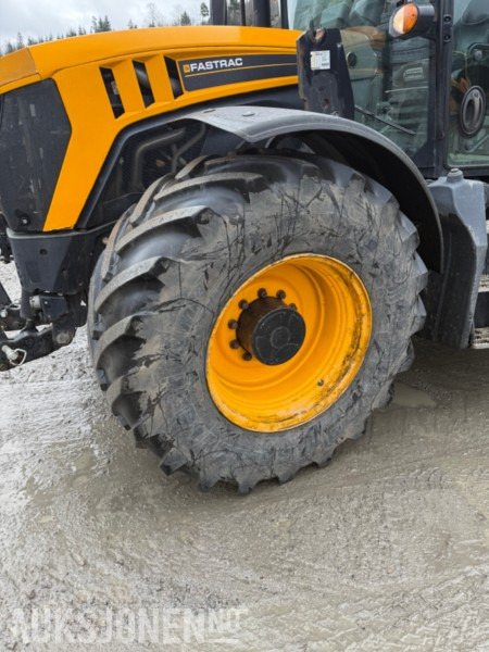 4 stk Michelin Axiobib 600/70R30 traktordekk -stått på fasttrac - Machine agricole: photos 1 4 stk Michelin Axiobib 600/70R30 traktordekk -stått på fasttrac - Machine agricole: photos 1