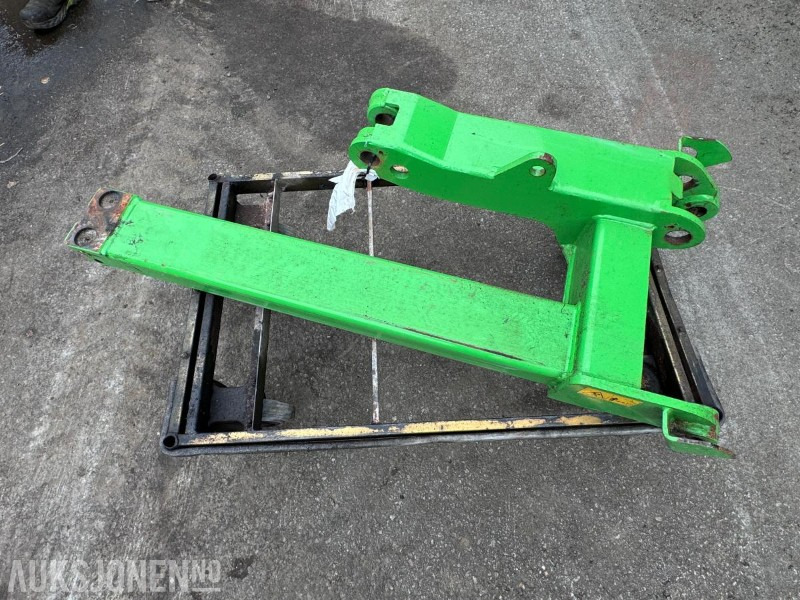 Lite brukt løftearm til Avant 630 - Machine agricole: photos 1 Lite brukt løftearm til Avant 630 - Machine agricole: photos 1