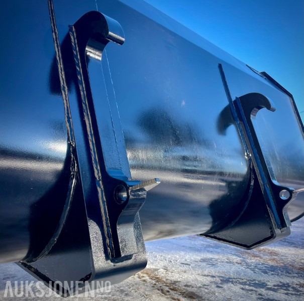 TRAKTORSKUFF 240 CM MED TRIMA/SMS FESTE - Machine agricole: photos 3 TRAKTORSKUFF 240 CM MED TRIMA/SMS FESTE - Machine agricole: photos 3