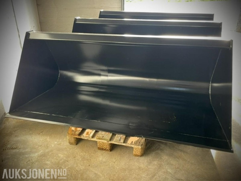 TRAKTORSKUFF 240 CM MED TRIMA/SMS FESTE - Machine agricole: photos 1 TRAKTORSKUFF 240 CM MED TRIMA/SMS FESTE - Machine agricole: photos 1