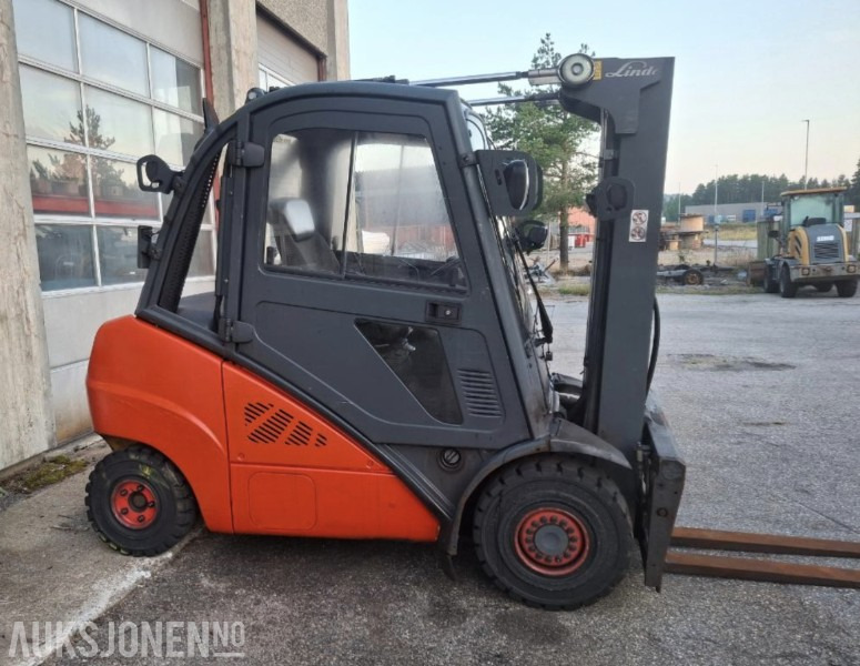 2018 Linde H35D truck 3500kg - Matériel de manutention: photos 2 2018 Linde H35D truck 3500kg - Matériel de manutention: photos 2