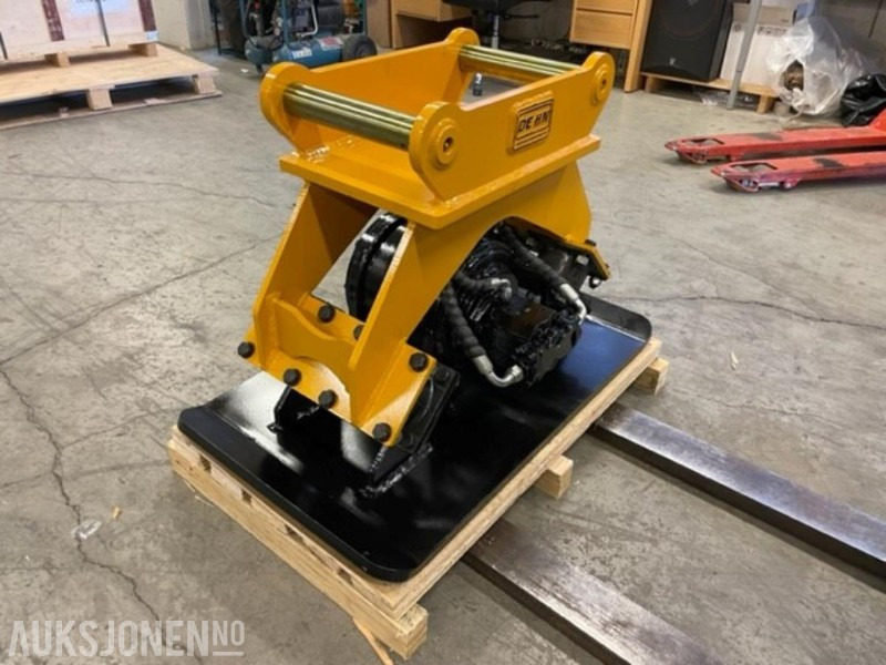 NY HENIMA VIBROPLATE TIL 4-9 TONNS GRAVEMASKIN S50 FESTE M/GARANTI - Compacteur: photos 1 NY HENIMA VIBROPLATE TIL 4-9 TONNS GRAVEMASKIN S50 FESTE M/GARANTI - Compacteur: photos 1