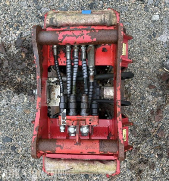 OTS vibroplate. - Compacteur: photos 5 OTS vibroplate. - Compacteur: photos 5