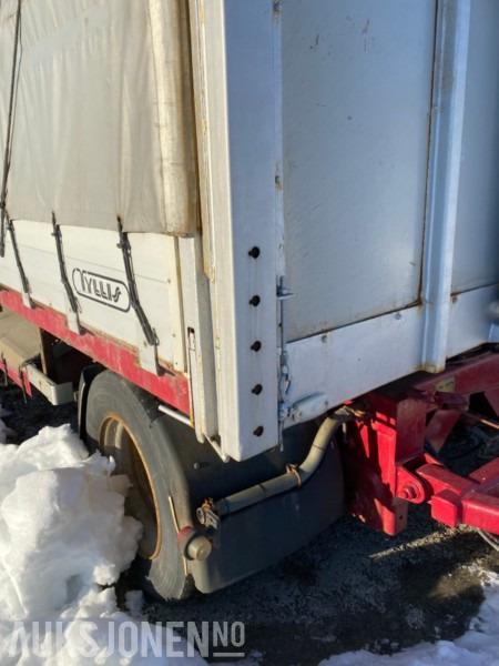 2009 Tyllis 3-akslet henger med hevbart kapell og bakdører - Remorque: photos 3 2009 Tyllis 3-akslet henger med hevbart kapell og bakdører - Remorque: photos 3