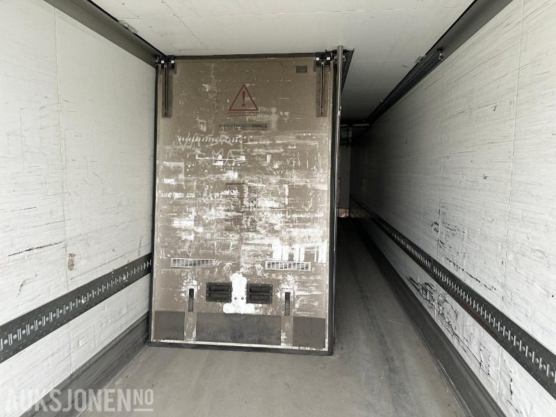 Remorque 2016 Schmitz CARGOBULL - Kjølesemi / City tralle // Carrier med 3 soner: photos 24 Remorque 2016 Schmitz CARGOBULL - Kjølesemi / City tralle // Carrier med 3 soner: photos 24