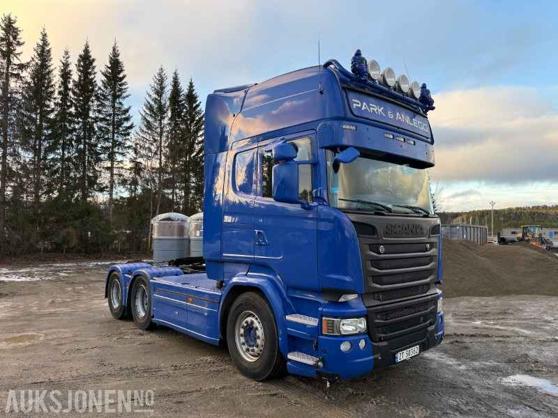 2015 Scania R730 Euro6T 6x4 Påkostet - Brøyterigget - Tipphydraulikk - Sprederhydraulikk - 675 643km - Tracteur routier: photos 3 2015 Scania R730 Euro6T 6x4 Påkostet - Brøyterigget - Tipphydraulikk - Sprederhydraulikk - 675 643km - Tracteur routier: photos 3