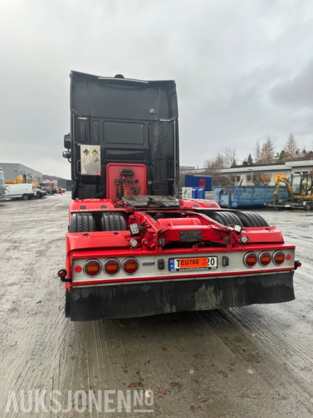 DAF XF 530 - Tracteur routier: photos 4 DAF XF 530 - Tracteur routier: photos 4